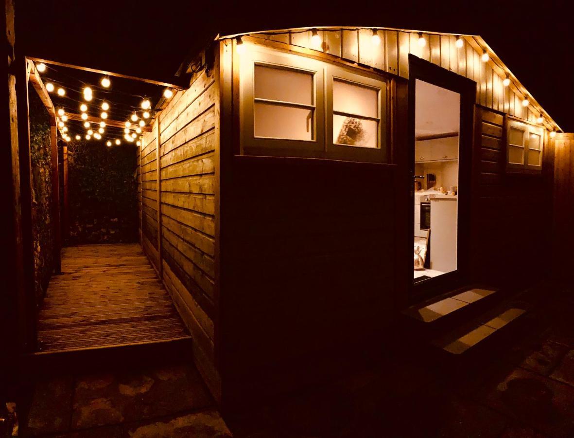 Shine Chalet - Unique & Comfortable Accommodation Redruth Exteriör bild